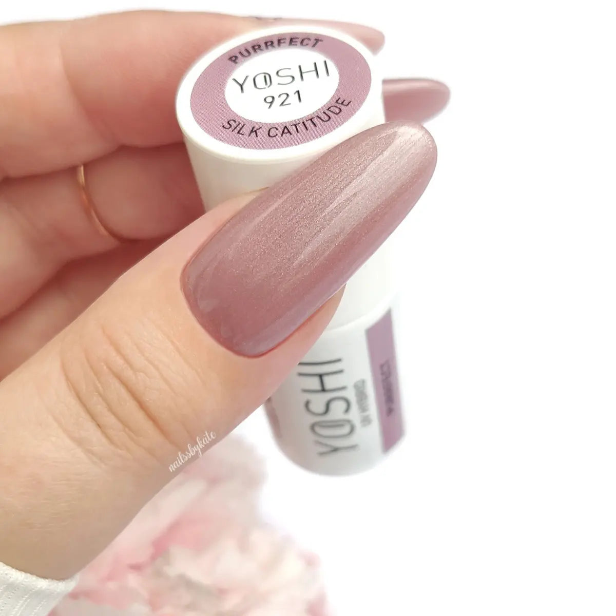 Yoshi Purrfect Gel Polish 6 ml – 921