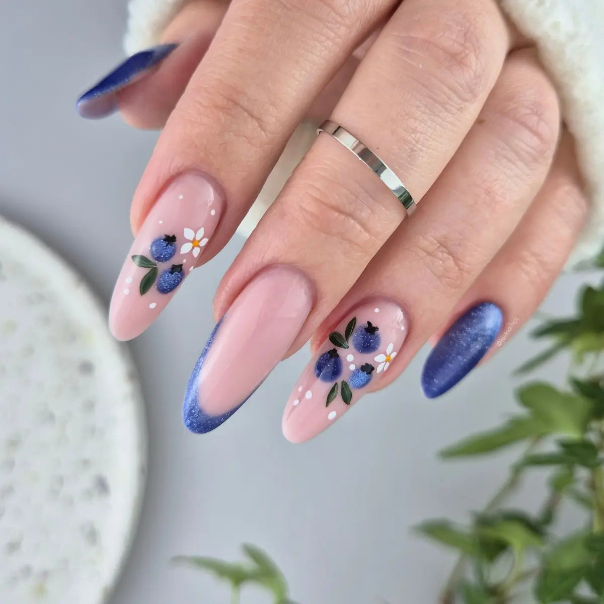 Yoshi Velvetrage Gel Polish 6 ml – 199