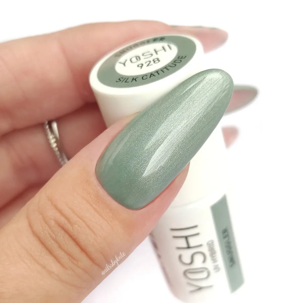 Yoshi Snuggler Gel Polish 6 ml – 928