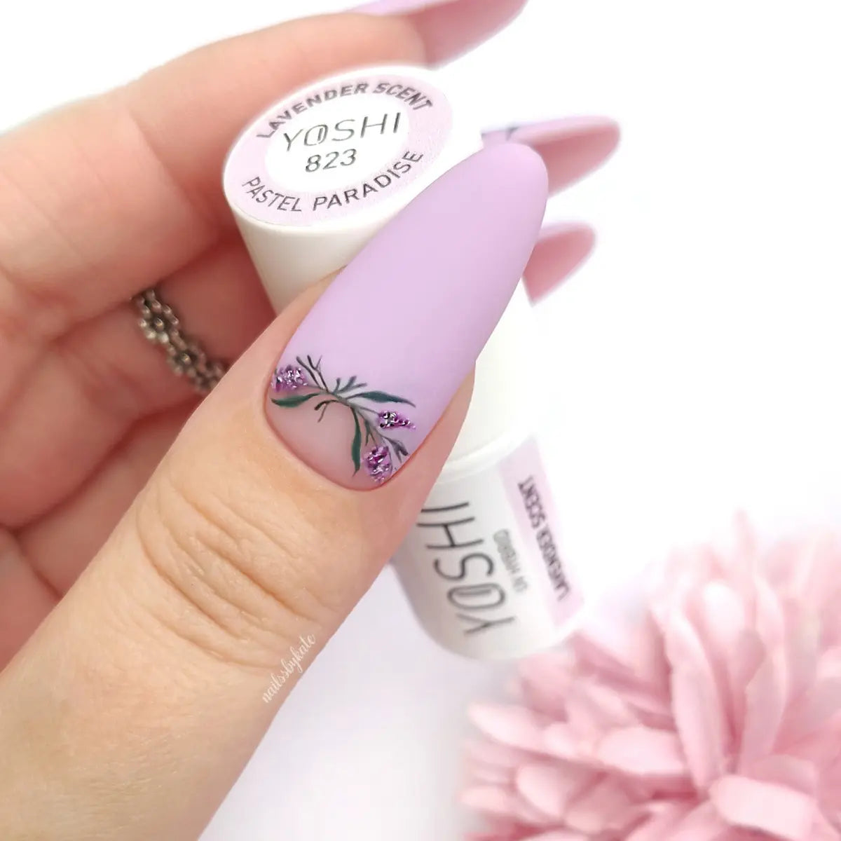 Yoshi Lavender Scent Gel Polish 6 ml – 823