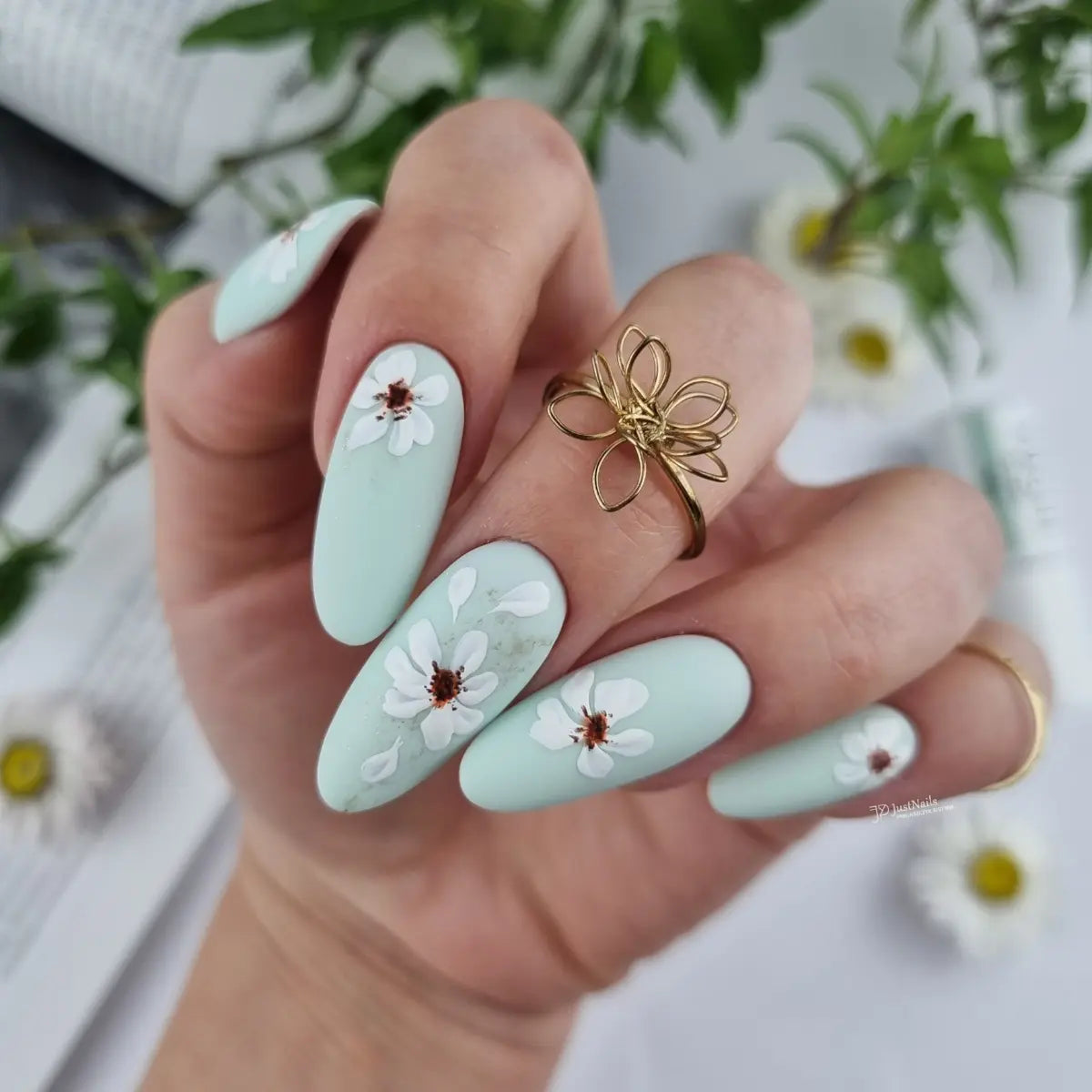 Yoshi Hope Gel Polish 6 ml – 714