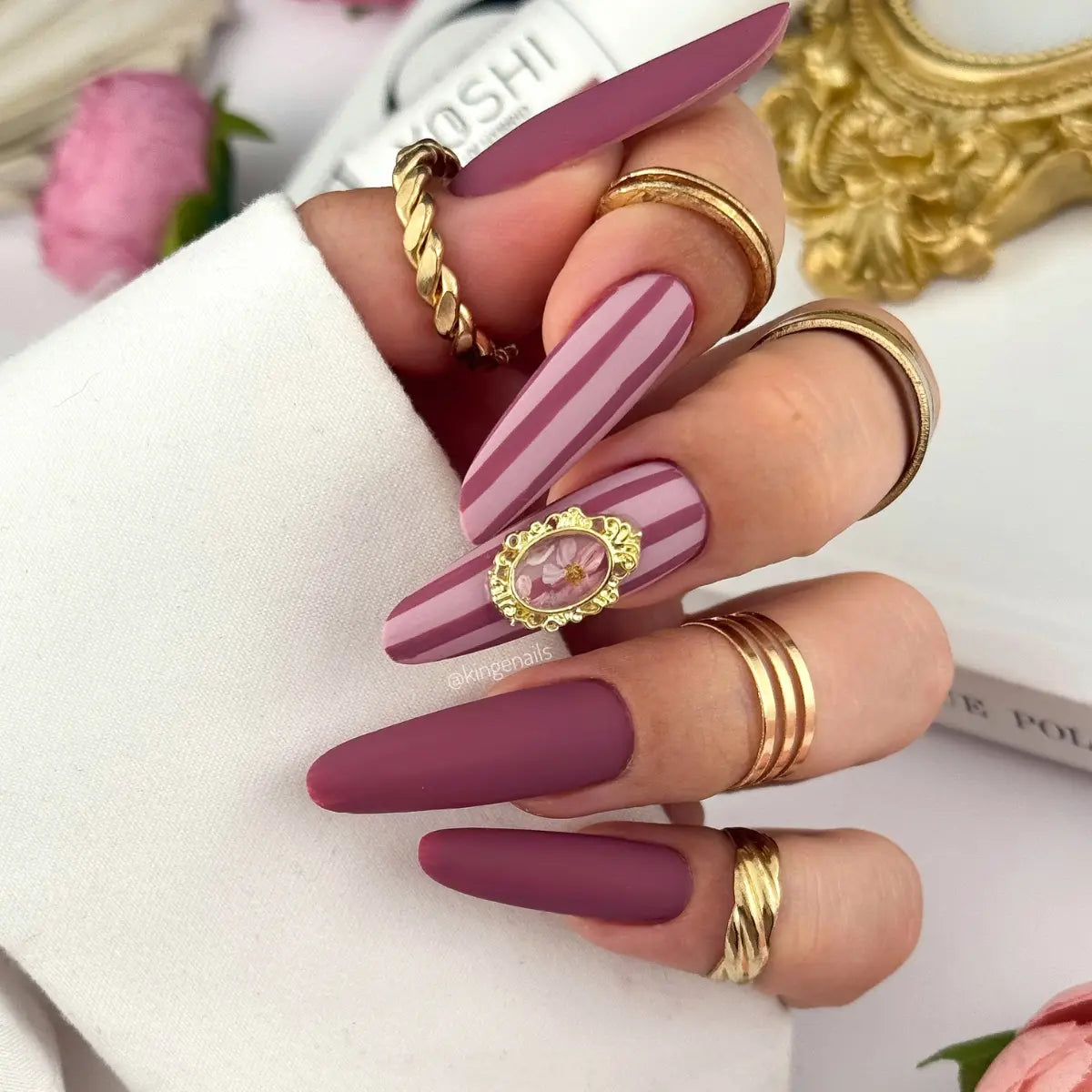 Yoshi Finale En Tulle Gel Polish 6 ml – 245