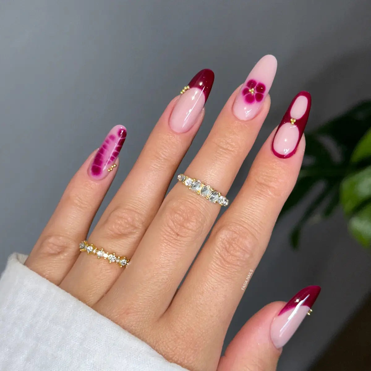 Yoshi La Diva Gel Polish 6 ml – 243
