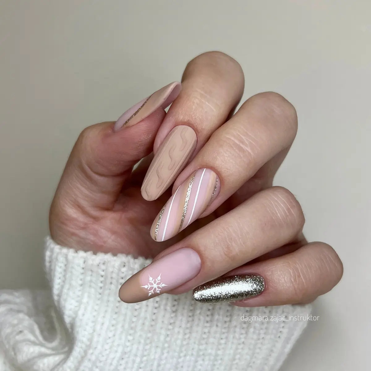 Yoshi Fading Bride Gel Polish 6 ml – 506