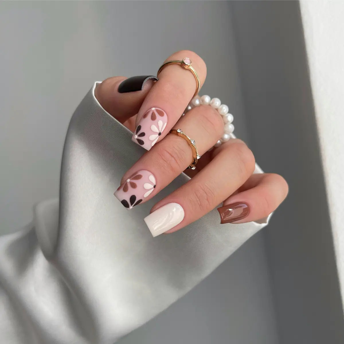 Yoshi Macram Muse Gel Polish 6 ml – 130