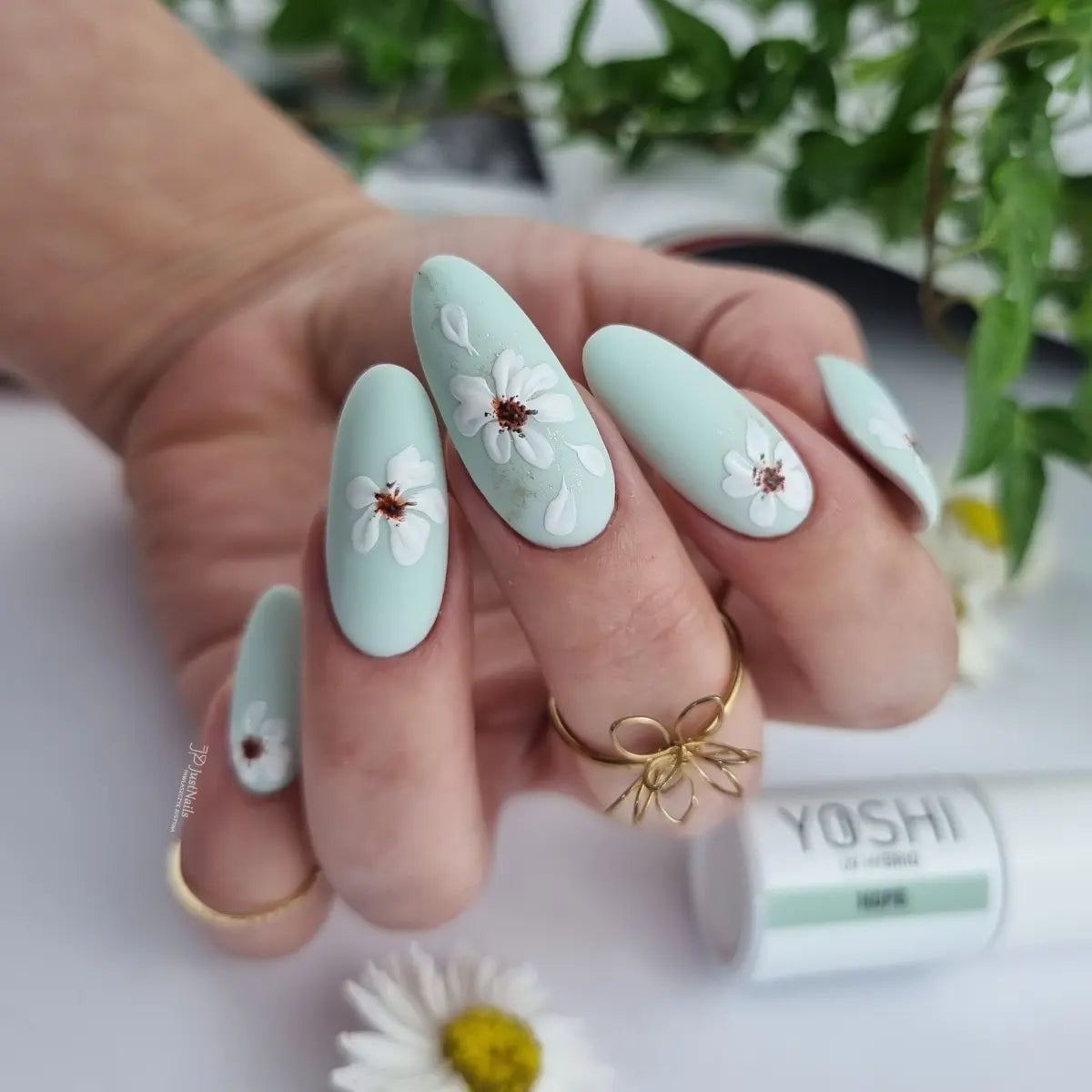 Yoshi Hope Gel Polish 6 ml – 714