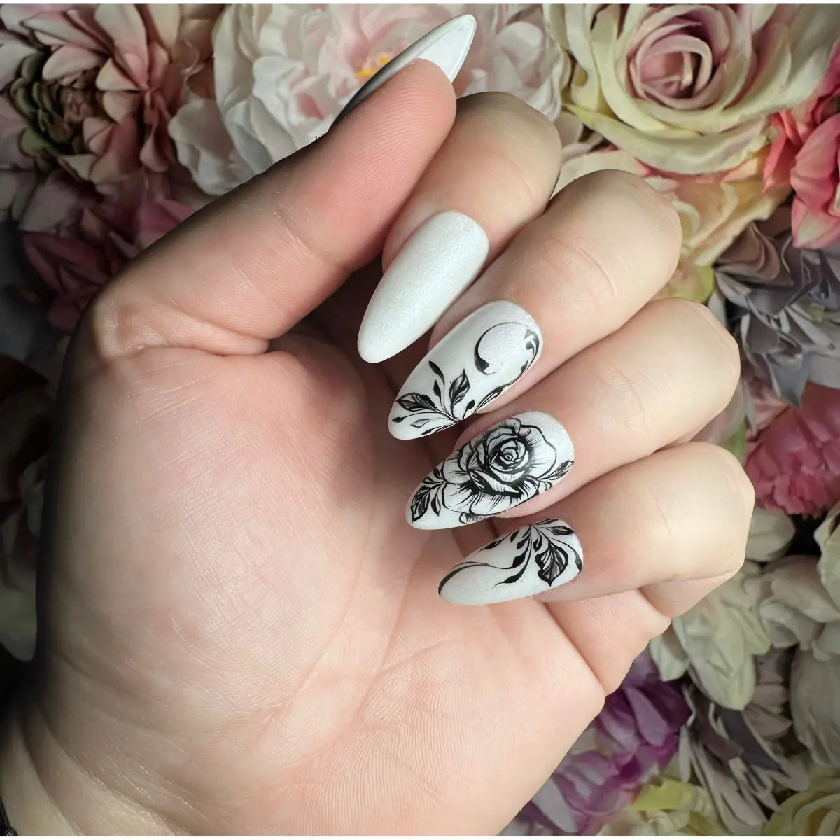 Yoshi Free At Last Gel Polish 6 ml – 812
