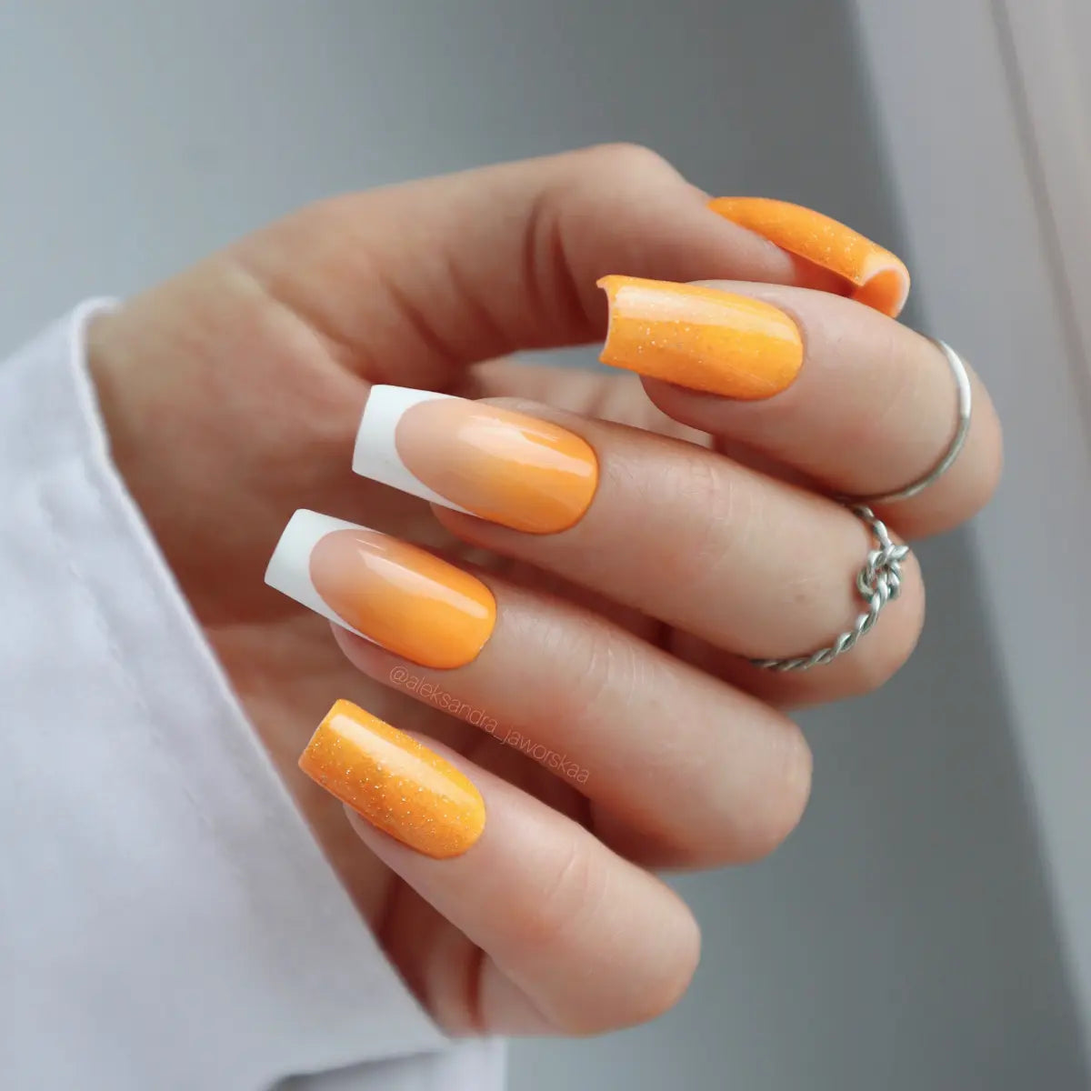 Yoshi Sunset Boulevard Gel Polish 6 ml – 011
