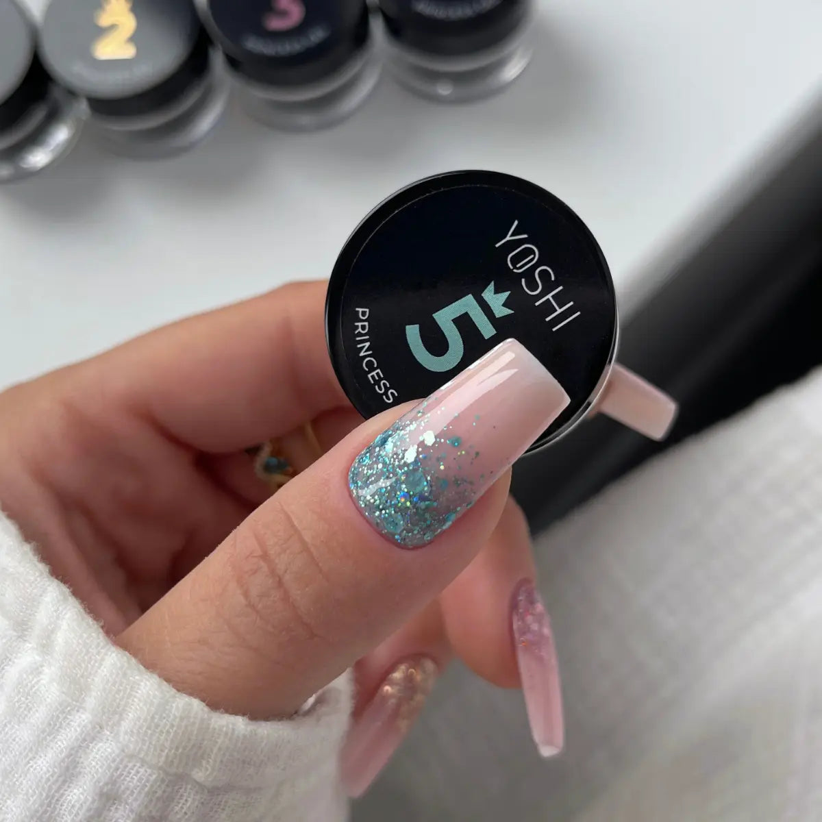 Yoshi Princess Gel No.5 Blue 5g