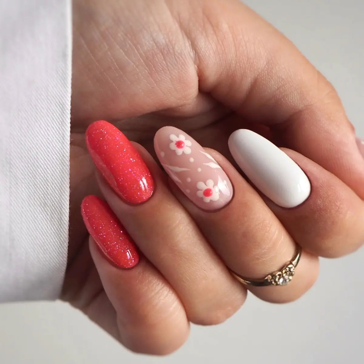 Yoshi Lycra Lights Gel Polish 6 ml – 014