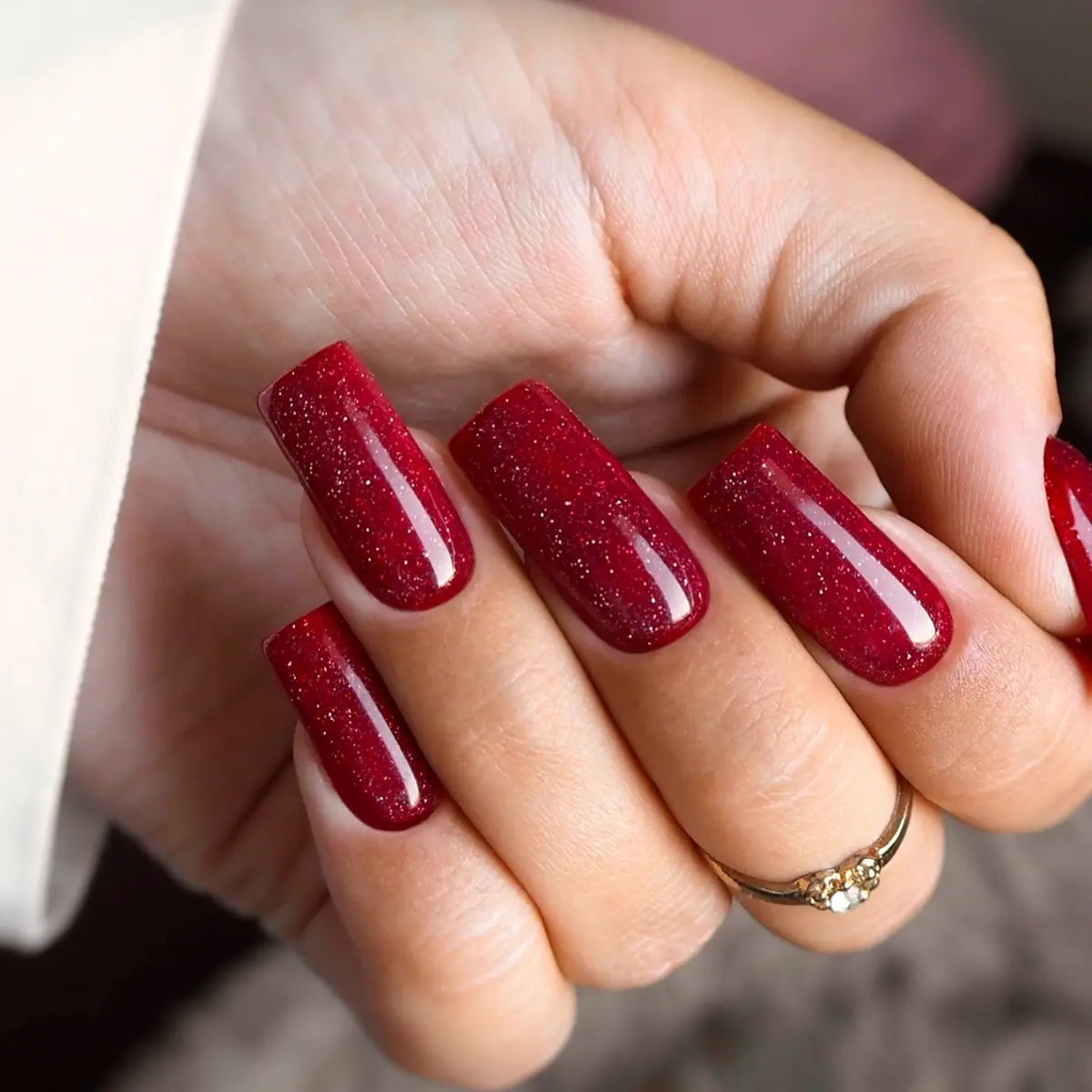 Yoshi Pour Some Glamour Gel Polish 6 ml – 145